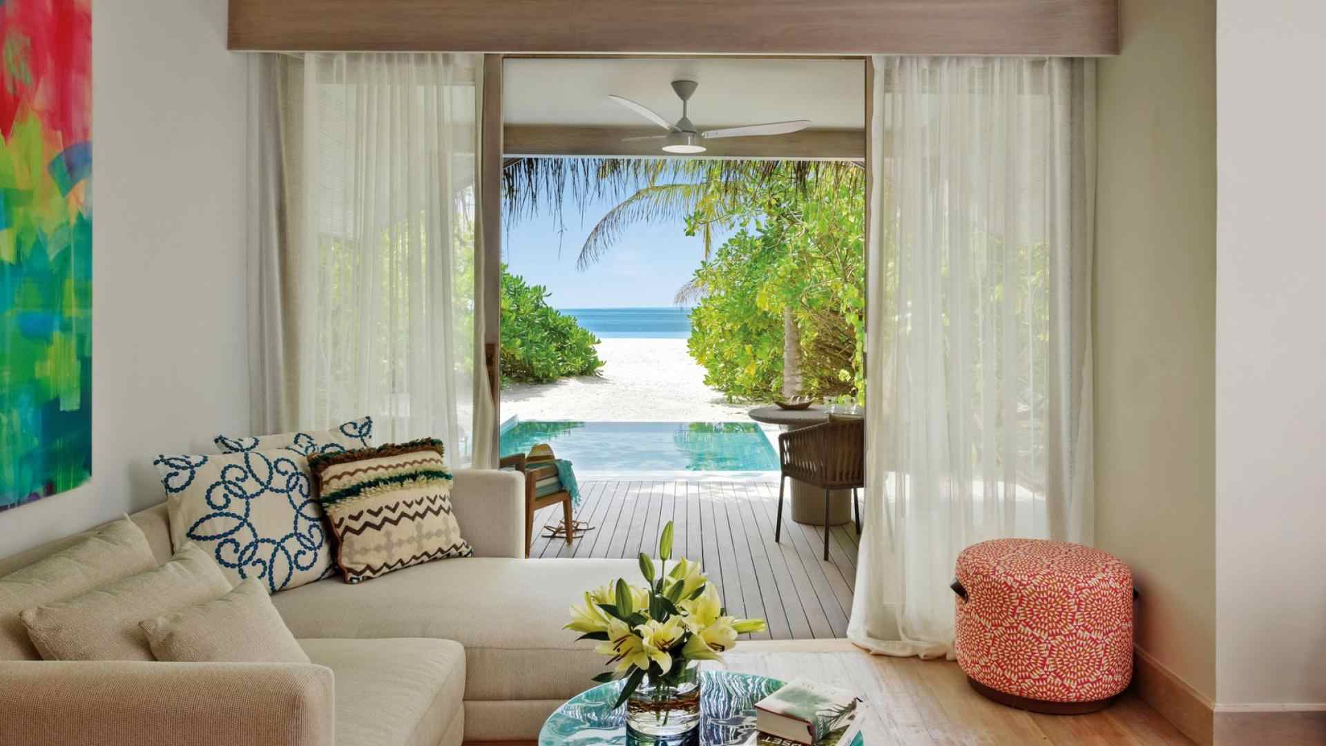 Kanuhura_Rooms_Beach_Pool_Villa_7-1599×1067-e28edece-2c3a-42e5-908c-e3f63f33313a Kanuhura_Rooms_Beach_Pool_Villa_7-1599×1067-e28edece-2c3a-42e5-908c-e3f63f33313a