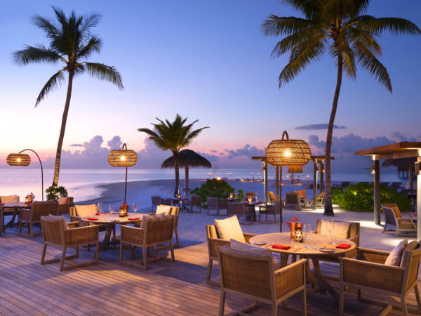 vakku-beachside-seating vakku-beachside-seating